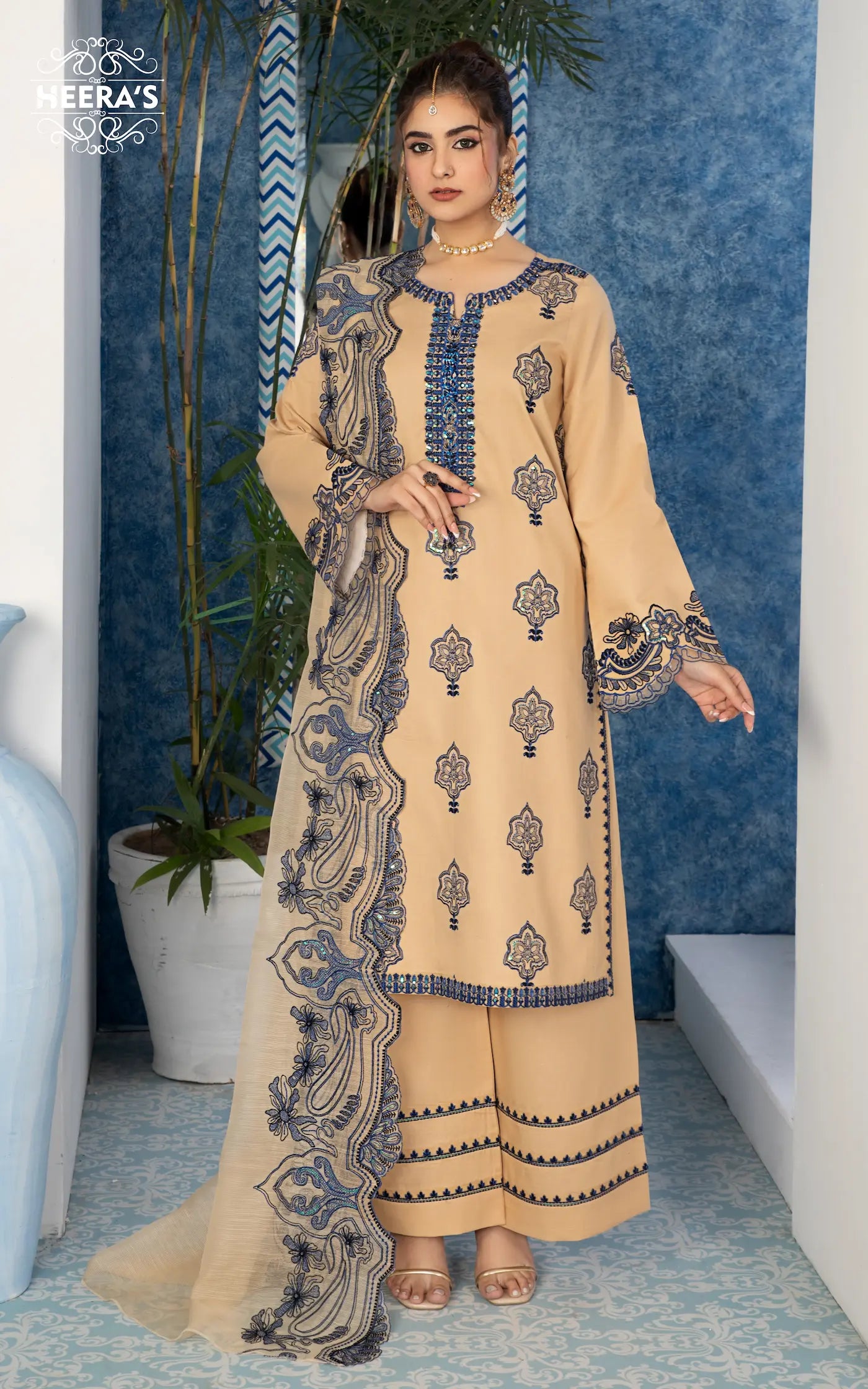 FLOWING BEIGE EID