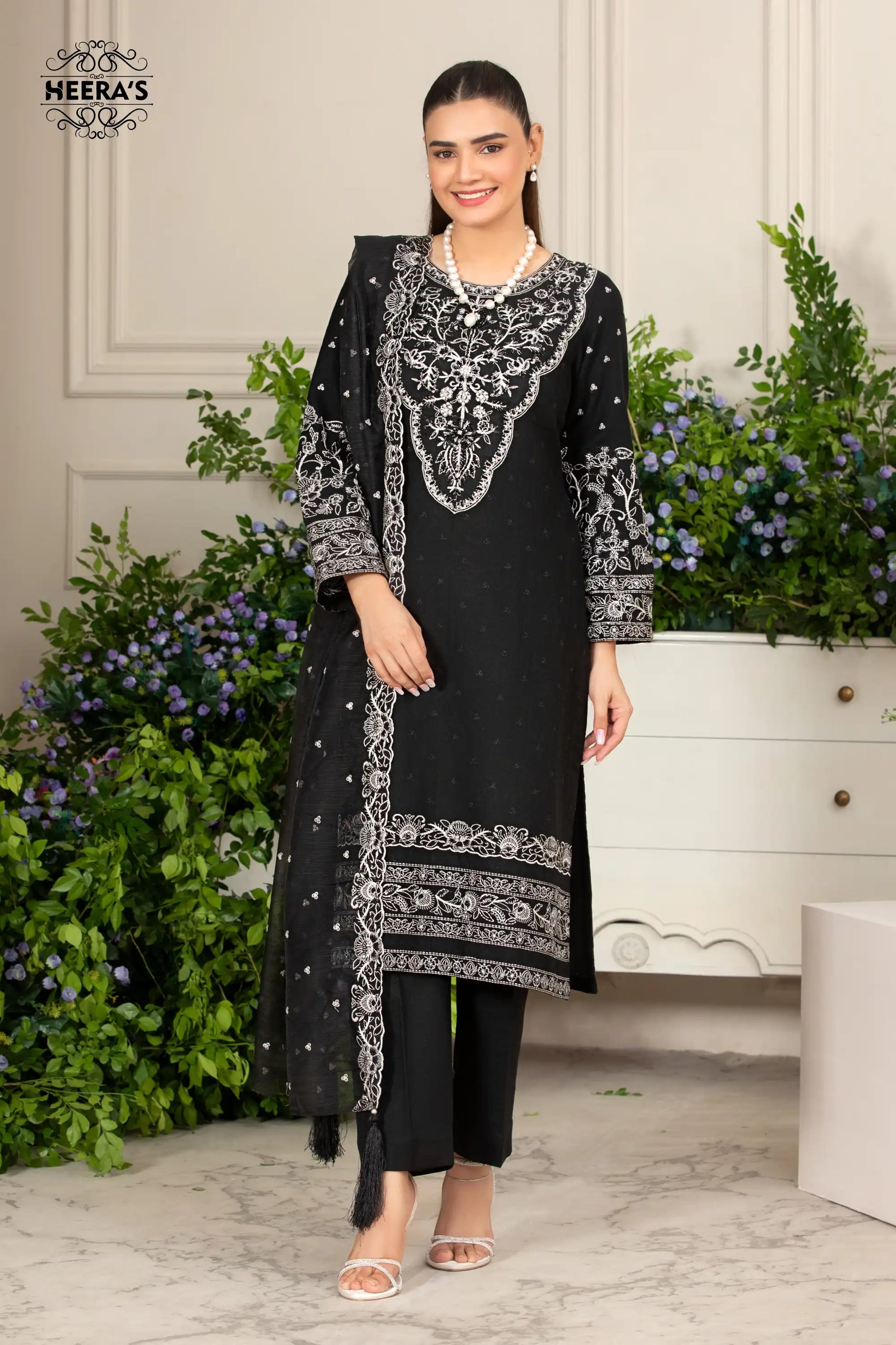 NOIR BLACK KHADDAR- 3 PCS EMBROIDERED - Heeras Official