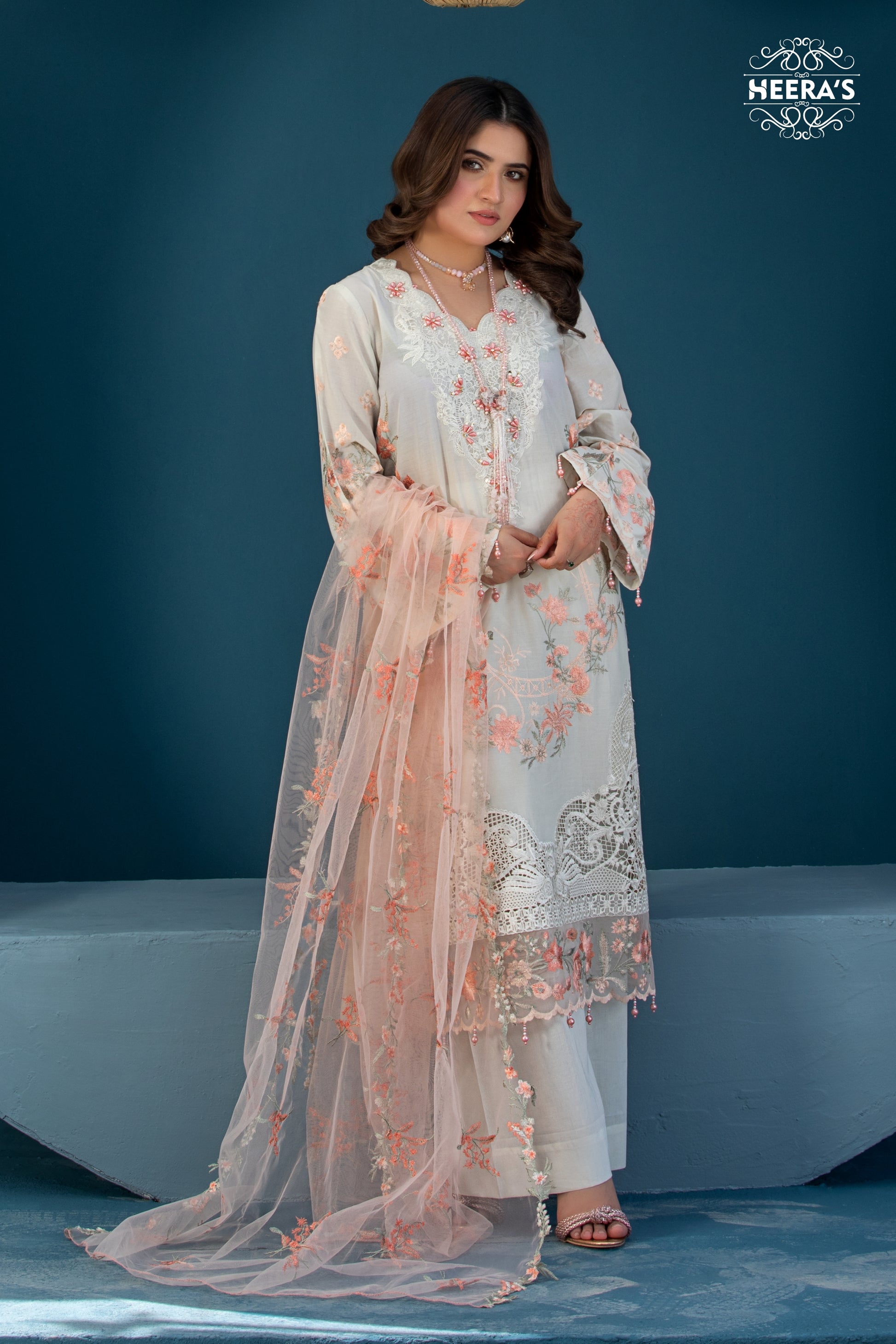 FROSTED EMBROIDERED EID