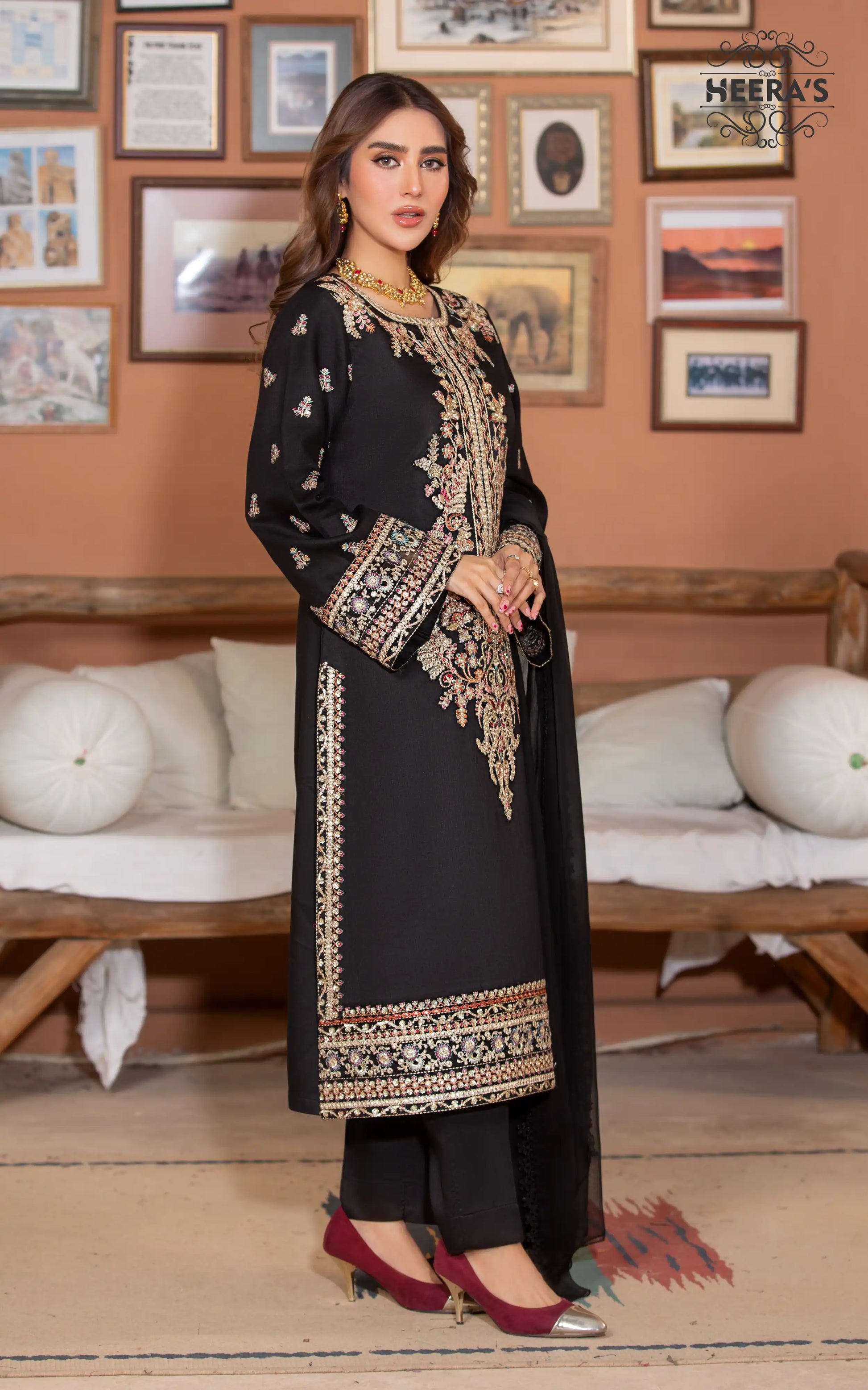 FESTIVE BLACK GLAMOUR - 3 PCS EMBROIDERED - Heeras Official