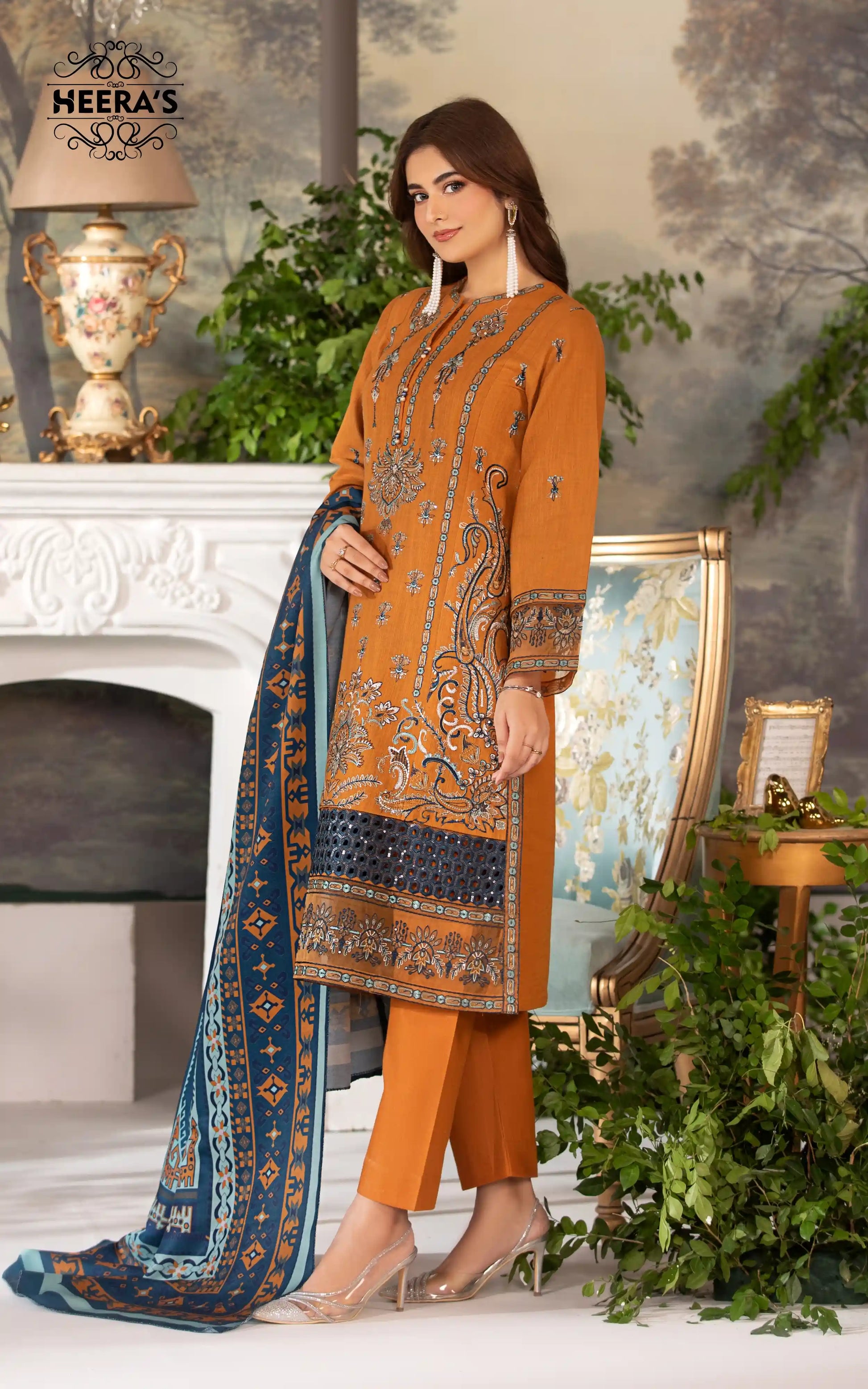 KHADDAR ALLURE - 3 PCS EMBROIDERED - Heeras Official