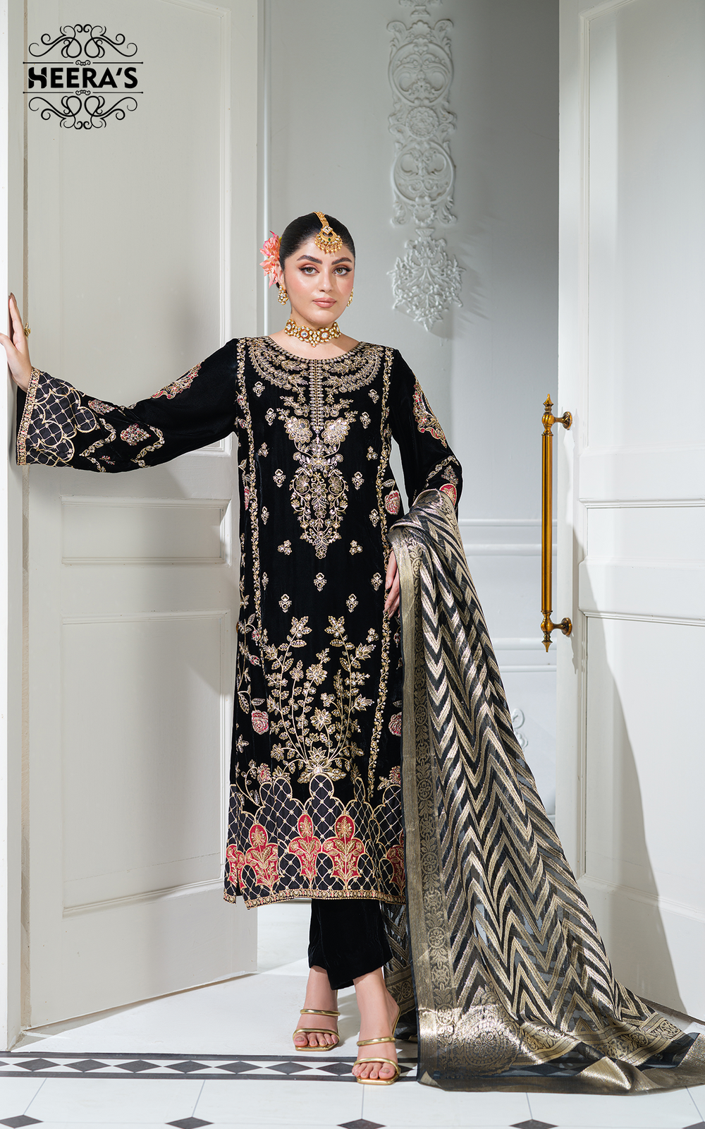 Obsidian d’Or Velvet - Main Image