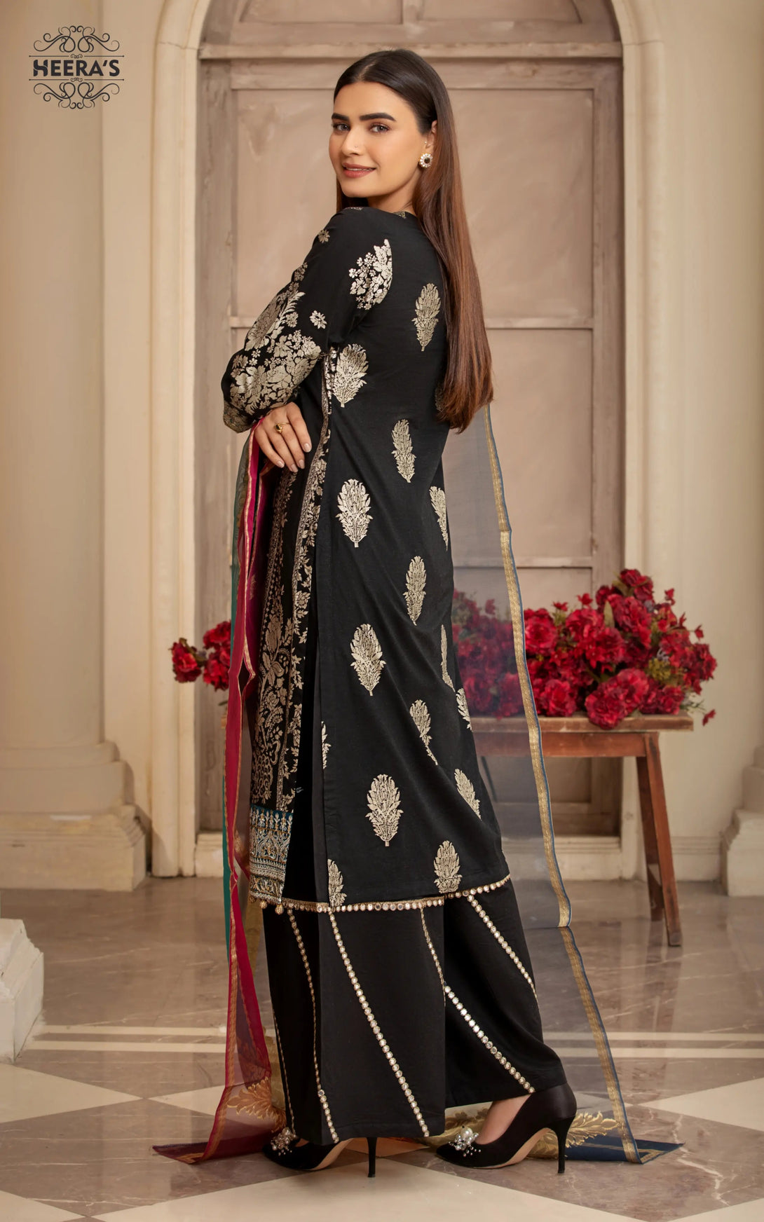 Pakistani dresses collection featuring ready to wear lawn, pret lawn, and luxury pret styles, including embroidered lawn suits, farshi shalwar, and 3 piece suits for ladies. Explore semi formal and formal pret Pakistan outfits, ideal as formal wear for women in Pakistan, summer casual wear for women, and party wear. From ladies’ summer wear to fancy casual wear and summer wear dresses, discover formal dresses for ladies in Pakistan, semi formal Pakistani dresses, and top formal brands in Pakistan