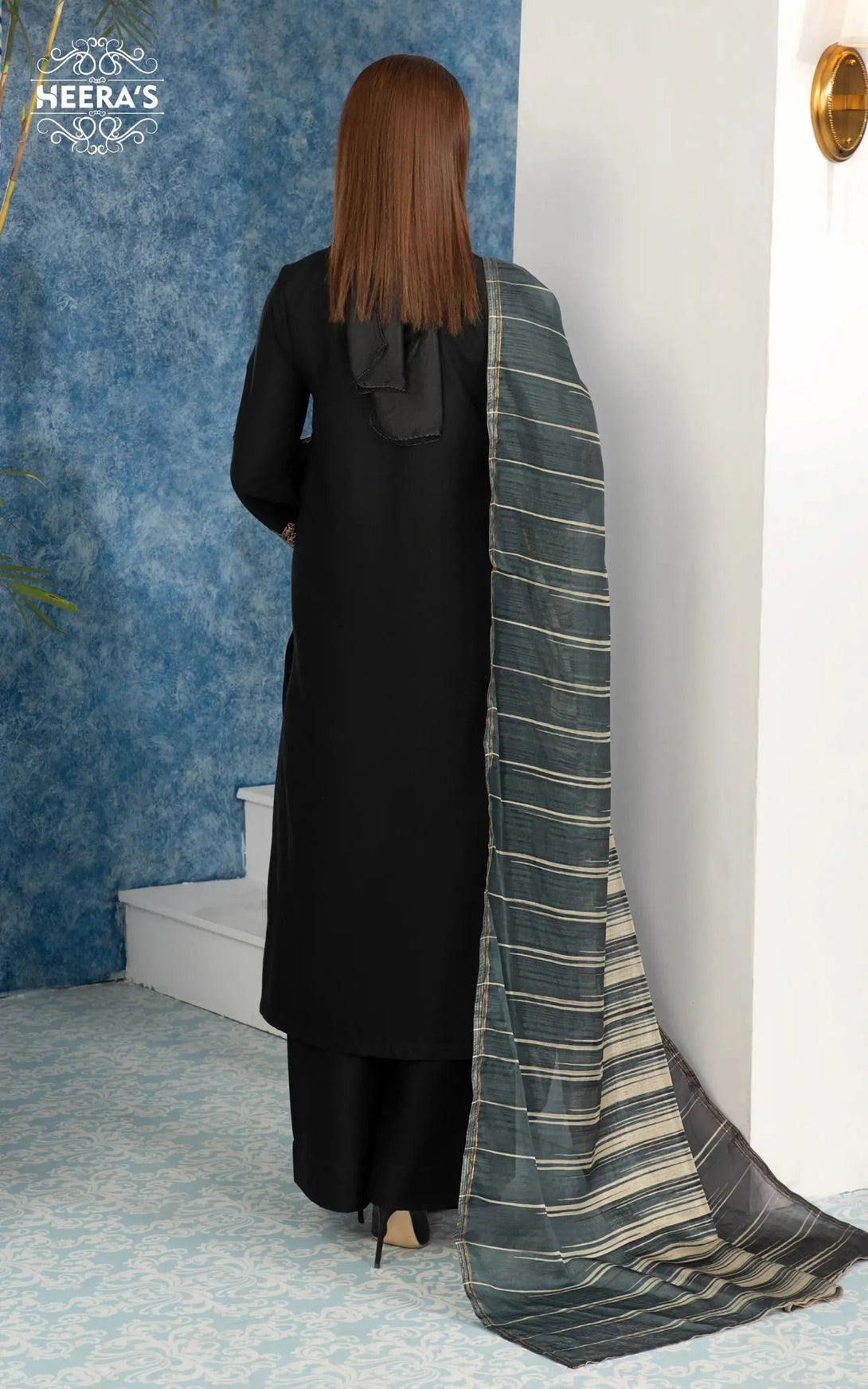 Pakistani dresses collection featuring ready to wear lawn, pret lawn, and luxury pret styles, including embroidered lawn suits, farshi shalwar, and 3 piece suits for ladies. Explore semi formal and formal pret Pakistan outfits, ideal as formal wear for women in Pakistan, summer casual wear for women, and party wear. From ladies’ summer wear to fancy casual wear and summer wear dresses, discover formal dresses for ladies in Pakistan, semi formal Pakistani dresses, and top formal brands in Pakistan