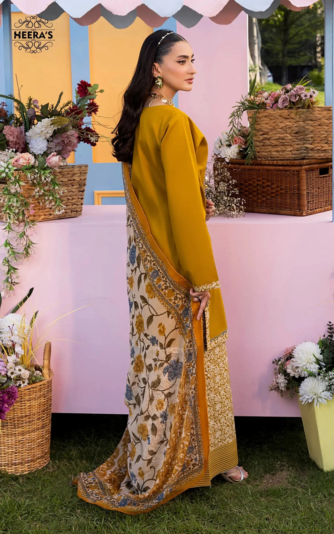 Pakistani dresses collection featuring ready to wear lawn, pret lawn, and luxury pret styles, including embroidered lawn suits, farshi shalwar, and 3 piece suits for ladies. Explore semi formal and formal pret Pakistan outfits, ideal as formal wear for women in Pakistan, summer casual wear for women, and party wear. From ladies’ summer wear to fancy casual wear and summer wear dresses, discover formal dresses for ladies in Pakistan, semi formal Pakistani dresses, and top formal brands in Pakistan