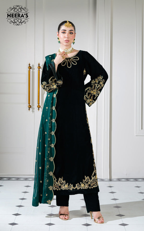 Velvet Dresses Online: Stitched, Unstitched & Embroidered Styles Heeras Official Velvet Dresses Online: Stitched, Unstitched & Embroidered Styles Heeras Official