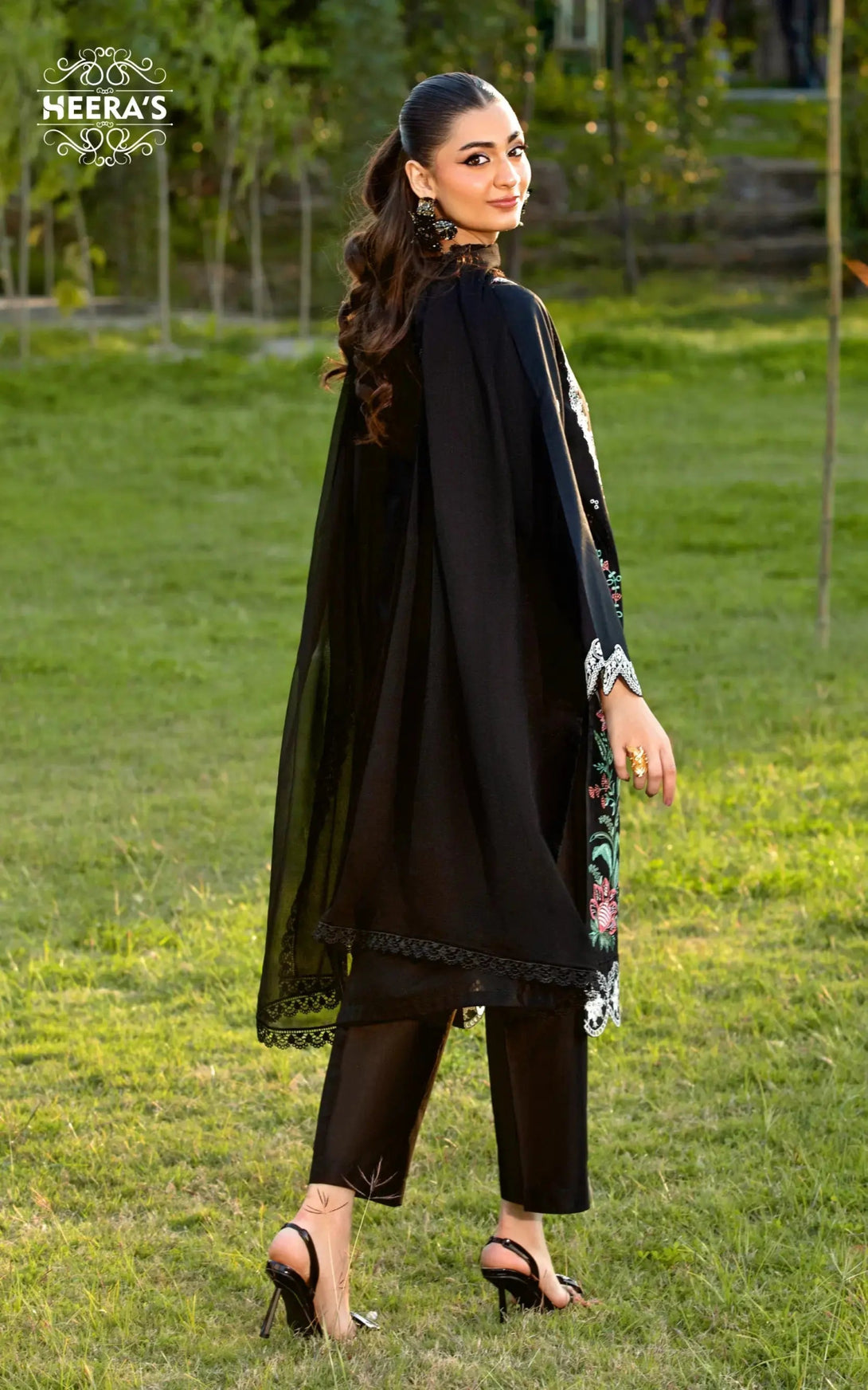Pakistani dresses collection featuring ready to wear lawn, pret lawn, and luxury pret styles, including embroidered lawn suits, farshi shalwar, and 3 piece suits for ladies. Explore semi formal and formal pret Pakistan outfits, ideal as formal wear for women in Pakistan, summer casual wear for women, and party wear. From ladies’ summer wear to fancy casual wear and summer wear dresses, discover formal dresses for ladies in Pakistan, semi formal Pakistani dresses, and top formal brands in Pakistan