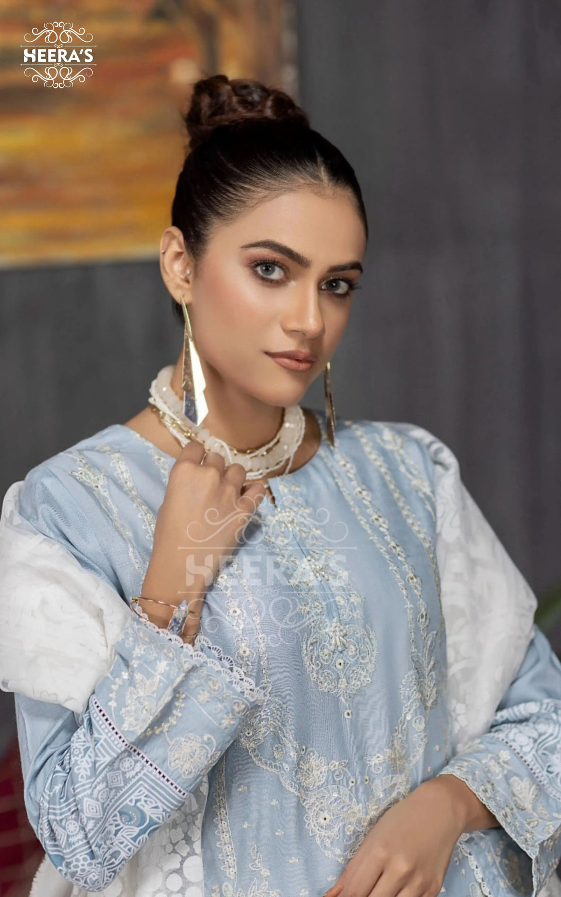 Pakistani dresses collection featuring ready to wear lawn, pret lawn, and luxury pret styles, including embroidered lawn suits, farshi shalwar, and 3 piece suits for ladies. Explore semi formal and formal pret Pakistan outfits, ideal as formal wear for women in Pakistan, summer casual wear for women, and party wear. From ladies’ summer wear to fancy casual wear and summer wear dresses, discover formal dresses for ladies in Pakistan, semi formal Pakistani dresses, and top formal brands in Pakistan