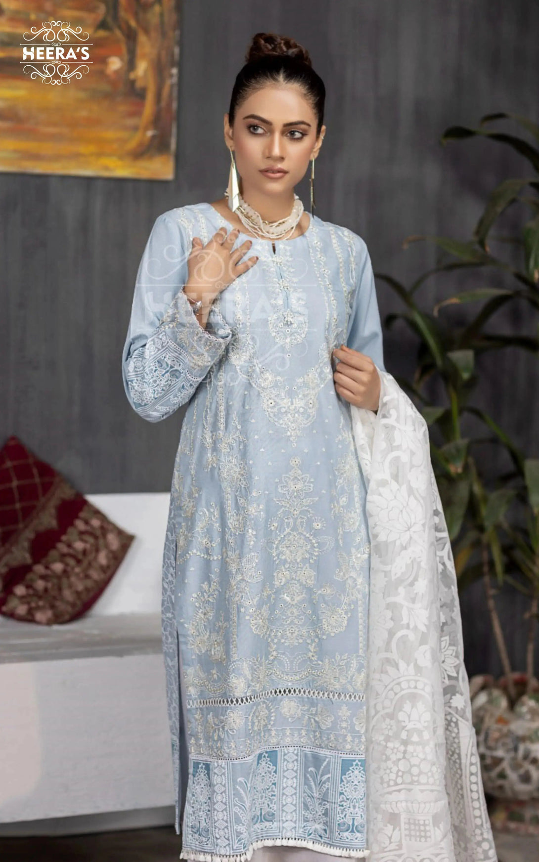 Pakistani dresses collection featuring ready to wear lawn, pret lawn, and luxury pret styles, including embroidered lawn suits, farshi shalwar, and 3 piece suits for ladies. Explore semi formal and formal pret Pakistan outfits, ideal as formal wear for women in Pakistan, summer casual wear for women, and party wear. From ladies’ summer wear to fancy casual wear and summer wear dresses, discover formal dresses for ladies in Pakistan, semi formal Pakistani dresses, and top formal brands in Pakistan