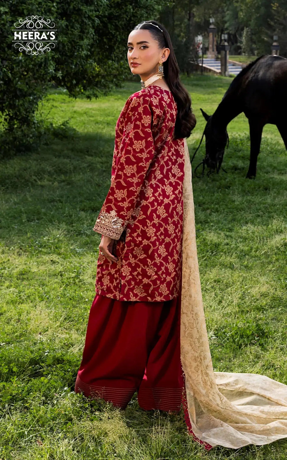Pakistani dresses collection featuring ready to wear lawn, pret lawn, and luxury pret styles, including embroidered lawn suits, farshi shalwar, and 3 piece suits for ladies. Explore semi formal and formal pret Pakistan outfits, ideal as formal wear for women in Pakistan, summer casual wear for women, and party wear. From ladies’ summer wear to fancy casual wear and summer wear dresses, discover formal dresses for ladies in Pakistan, semi formal Pakistani dresses, and top formal brands in Pakistan