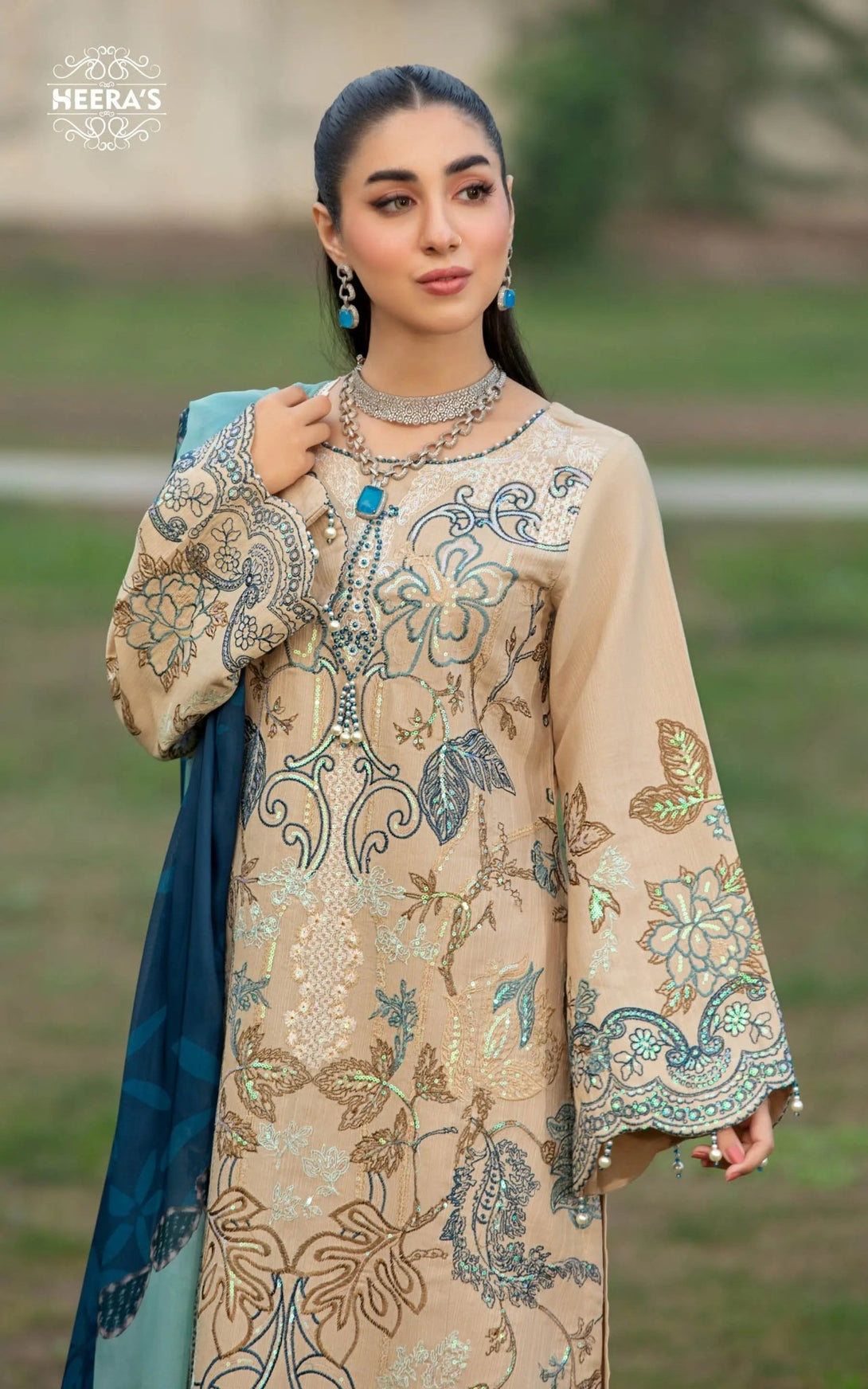 Pakistani dresses collection featuring ready to wear lawn, pret lawn, and luxury pret styles, including embroidered lawn suits, farshi shalwar, and 3 piece suits for ladies. Explore semi formal and formal pret Pakistan outfits, ideal as formal wear for women in Pakistan, summer casual wear for women, and party wear. From ladies’ summer wear to fancy casual wear and summer wear dresses, discover formal dresses for ladies in Pakistan, semi formal Pakistani dresses, and top formal brands in Pakistan