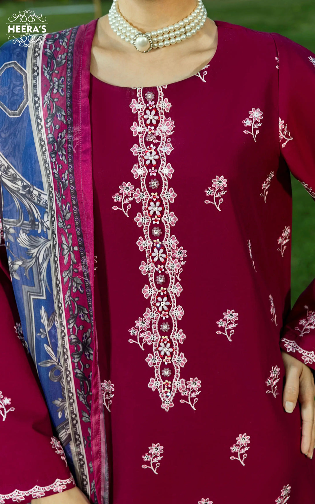 Pakistani dresses collection featuring ready to wear lawn, pret lawn, and luxury pret styles, including embroidered lawn suits, farshi shalwar, and 3 piece suits for ladies. Explore semi formal and formal pret Pakistan outfits, ideal as formal wear for women in Pakistan, summer casual wear for women, and party wear. From ladies’ summer wear to fancy casual wear and summer wear dresses, discover formal dresses for ladies in Pakistan, semi formal Pakistani dresses, and top formal brands in Pakistan 