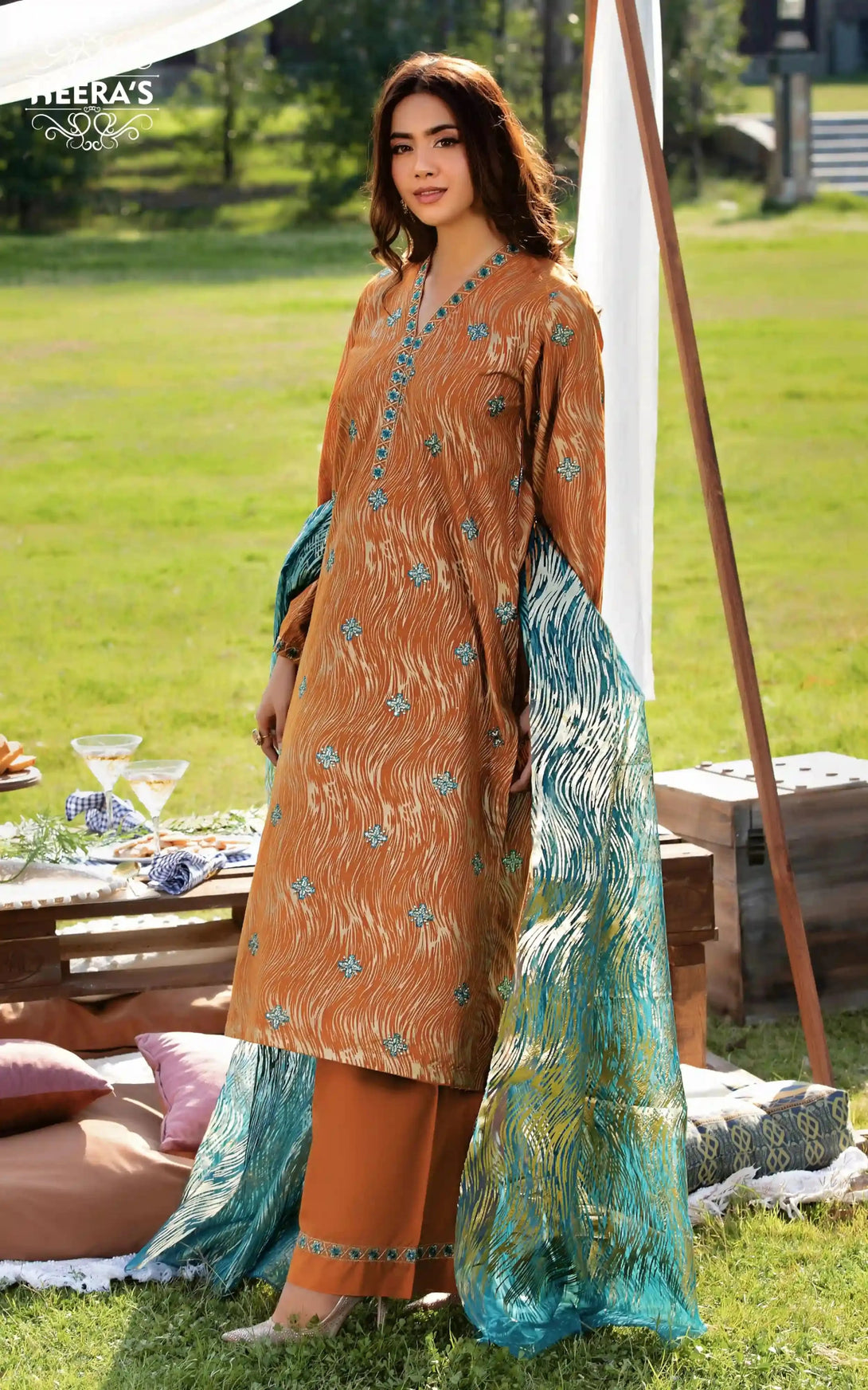 Pakistani dresses collection featuring ready to wear lawn, pret lawn, and luxury pret styles, including embroidered lawn suits, farshi shalwar, and 3 piece suits for ladies. Explore semi formal and formal pret Pakistan outfits, ideal as formal wear for women in Pakistan, summer casual wear for women, and party wear. From ladies’ summer wear to fancy casual wear and summer wear dresses, discover formal dresses for ladies in Pakistan, semi formal Pakistani dresses, and top formal brands in Pakistan