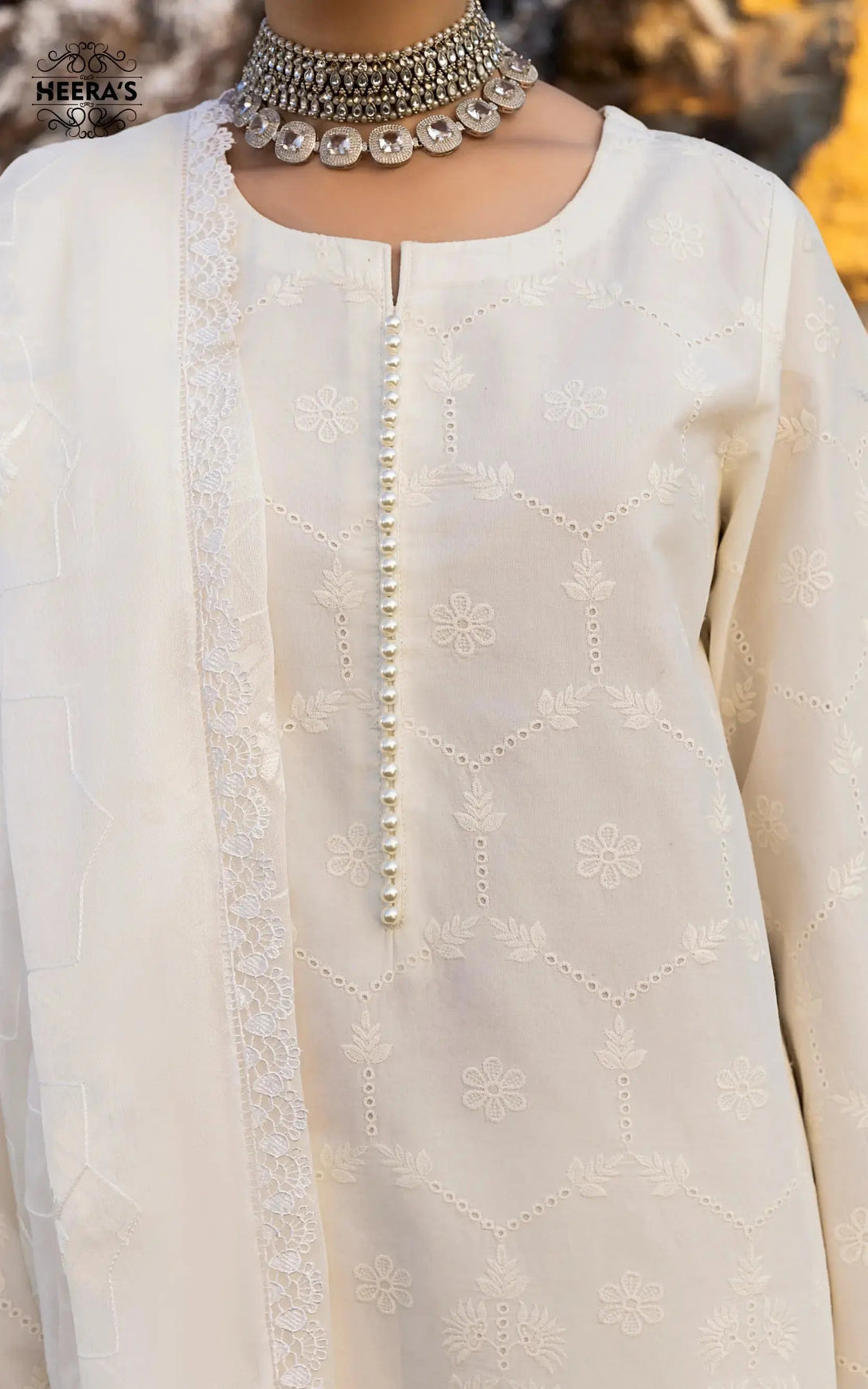 Pakistani dresses collection featuring ready to wear lawn, pret lawn, and luxury pret styles, including embroidered lawn suits, farshi shalwar, and 3 piece suits for ladies. Explore semi formal and formal pret Pakistan outfits, ideal as formal wear for women in Pakistan, summer casual wear for women, and party wear. From ladies’ summer wear to fancy casual wear and summer wear dresses, discover formal dresses for ladies in Pakistan, semi formal Pakistani dresses, and top formal brands in Pakistan