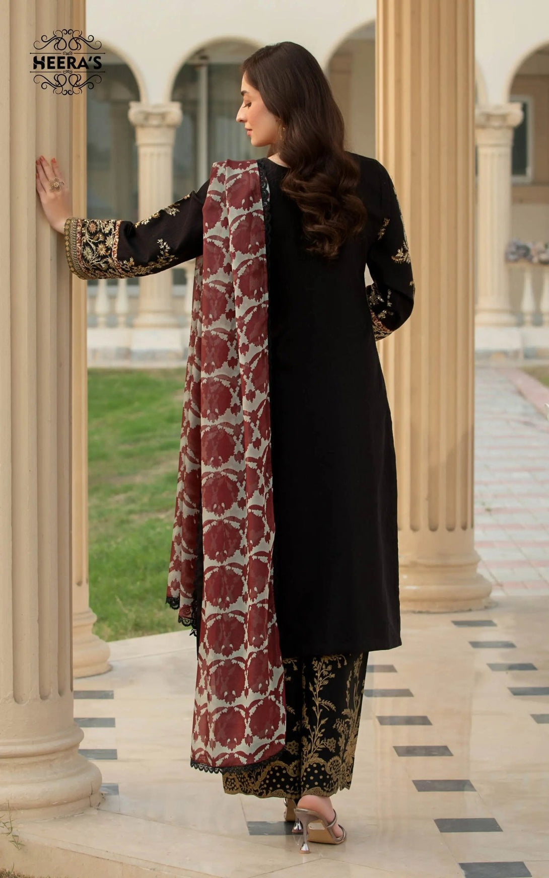 Pakistani dresses collection featuring ready to wear lawn, pret lawn, and luxury pret styles, including embroidered lawn suits, farshi shalwar, and 3 piece suits for ladies. Explore semi formal and formal pret Pakistan outfits, ideal as formal wear for women in Pakistan, summer casual wear for women, and party wear. From ladies’ summer wear to fancy casual wear and summer wear dresses, discover formal dresses for ladies in Pakistan, semi formal Pakistani dresses, and top formal brands in Pakistan